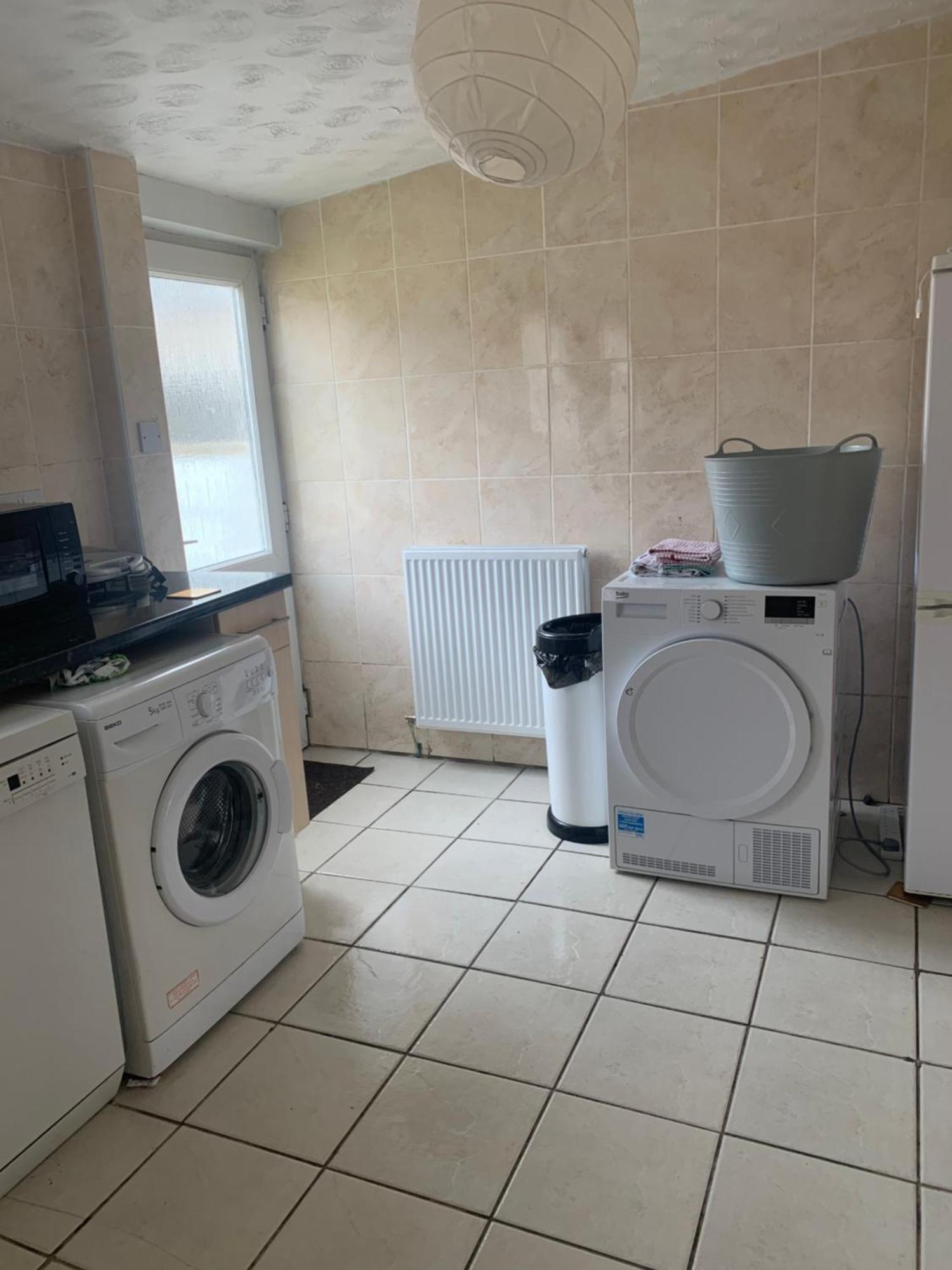 Room Only Guest Accommodation, Guest House Self Catering Bangor  Exterior photo