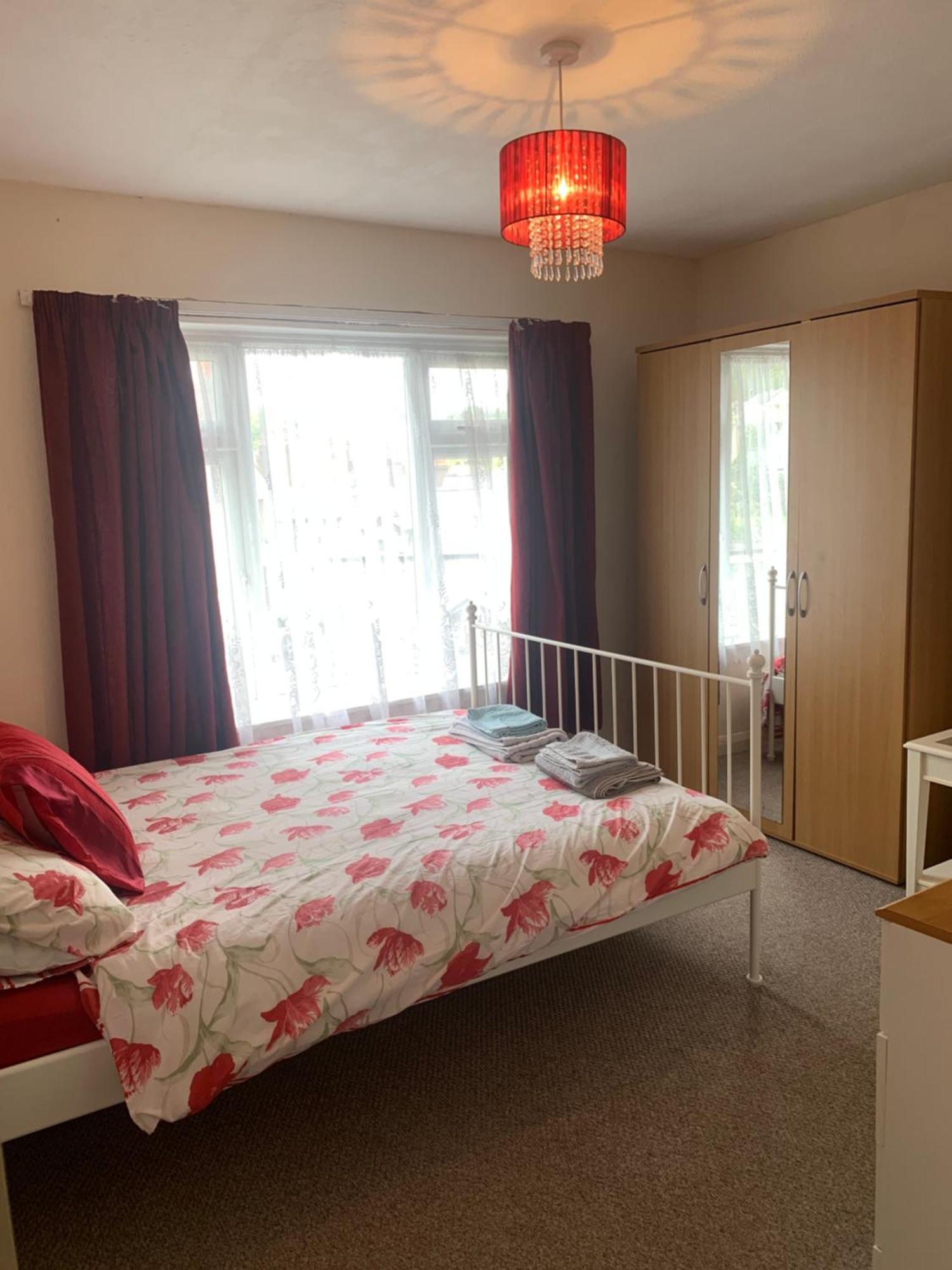 Room Only Guest Accommodation, Guest House Self Catering Bangor  Exterior photo